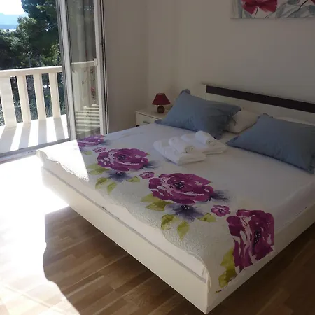 Sekulovic Apartment Bol