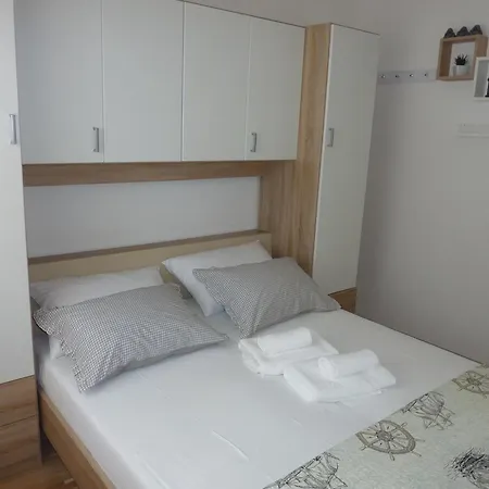 Sekulovic Apartment Bol