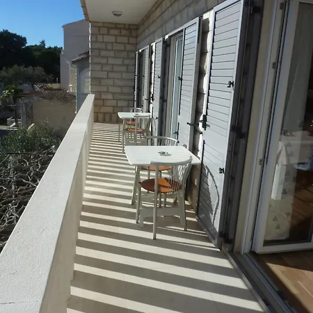 Sekulovic Apartment Bol
